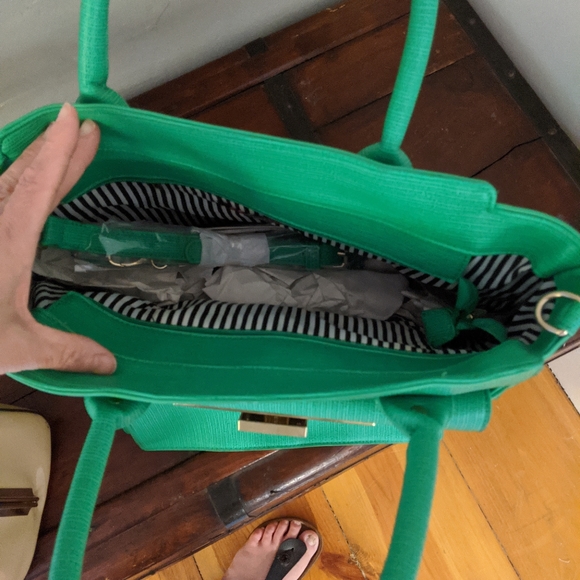 2 purses - Picture 3 of 10